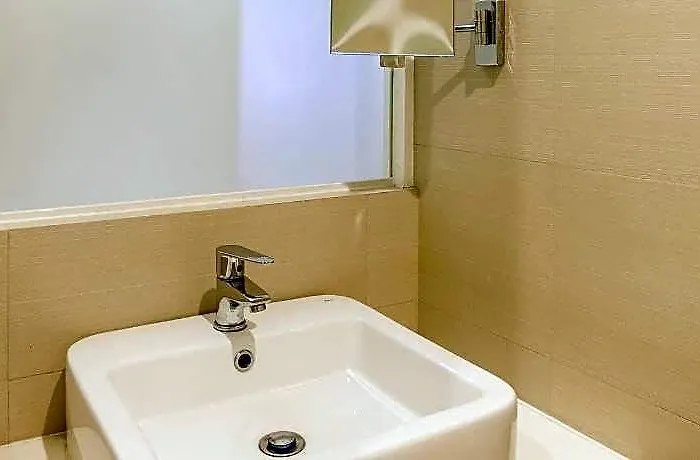 Go Ermita, Hotel Manila